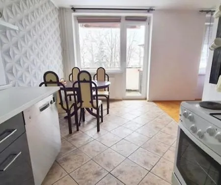 Comfortable 2 Bedroom With Free Parking * Sarajevo